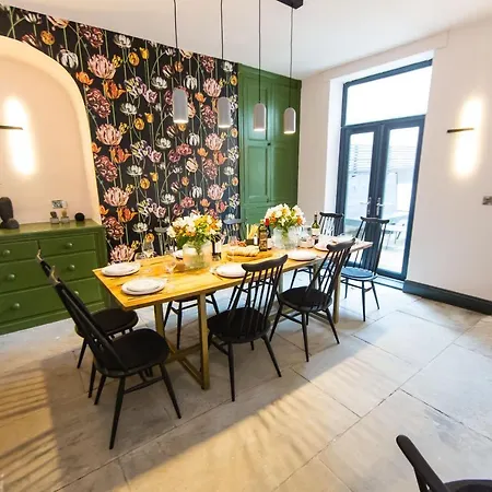 Semesterbostad Craven By Casa Del Artista - 4 Bedroom Luxury House - *