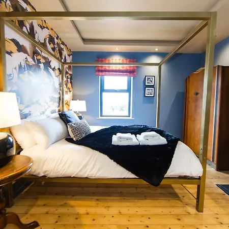 Casa Craven By Casa Del Artista, 4 Bedroom Designer * Skipton