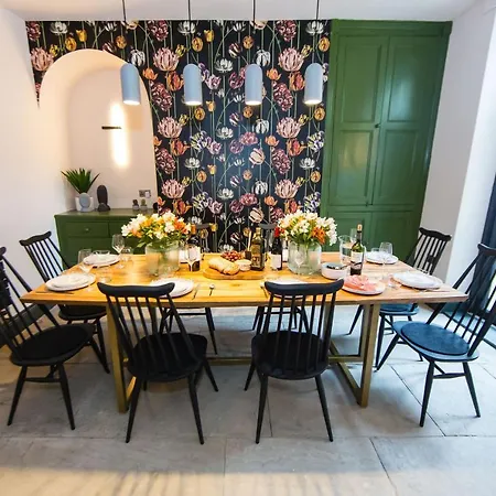 Craven By Casa Del Artista - 4 Bedroom Luxury House - Casa de Férias *