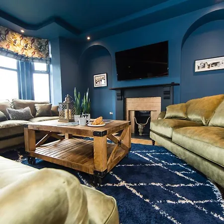 Casa Craven By Casa Del Artista, 4 Bedroom Designer *