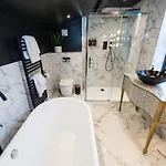 Semesterbostad Casa Craven By Casa Del Artista, 4 Bedroom Designer Skipton